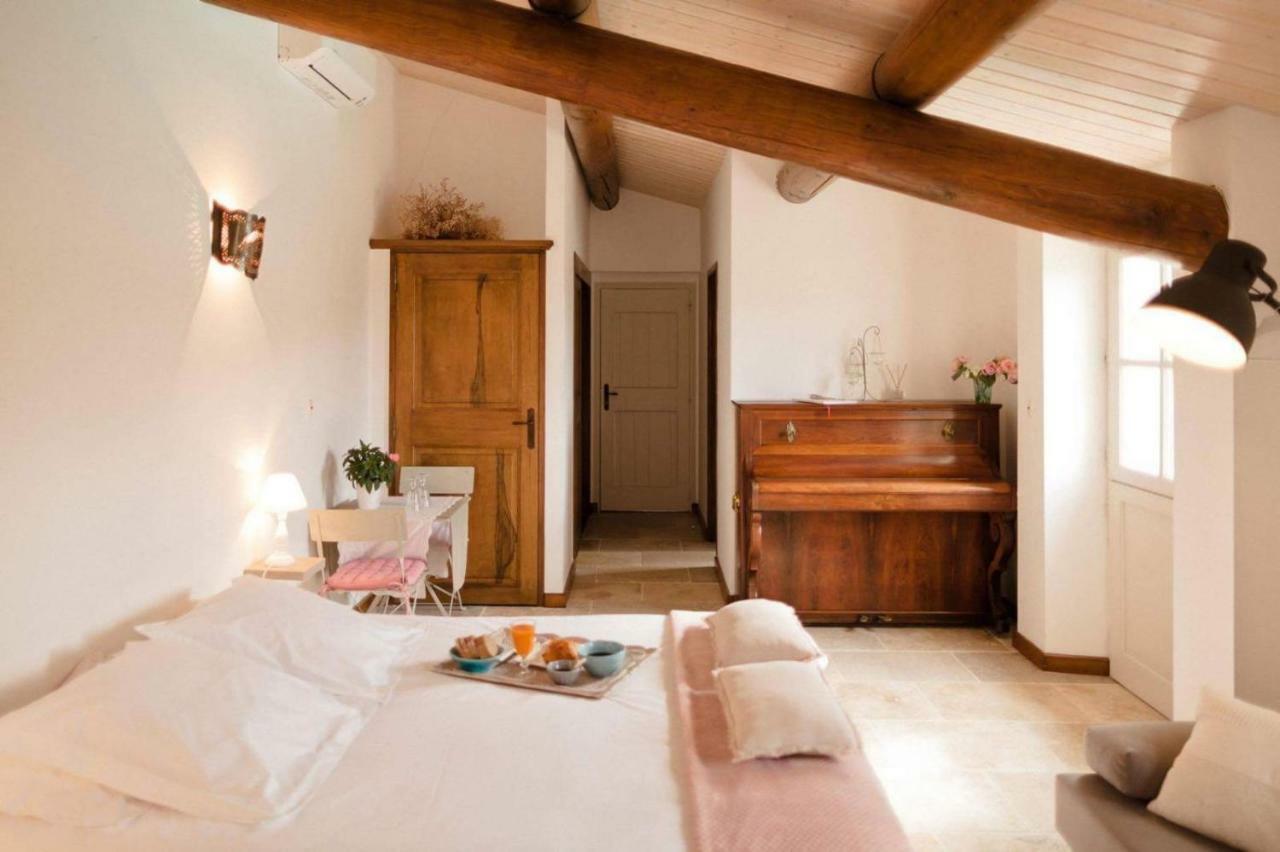 Bed and Breakfast Provence Dodo Villeneuve  Exteriér fotografie