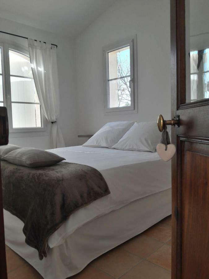 Bed and Breakfast Provence Dodo Villeneuve  Exteriér fotografie